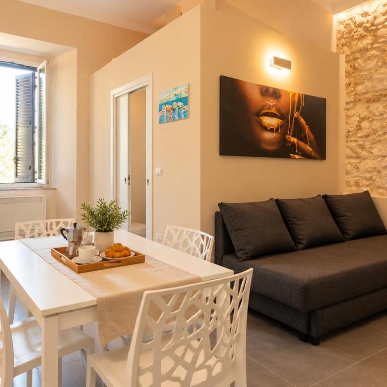 Black & White Charme ORTIGIA & SIRACUSA - Deluxe Apartment mit 1 Schlafzimmer - 8