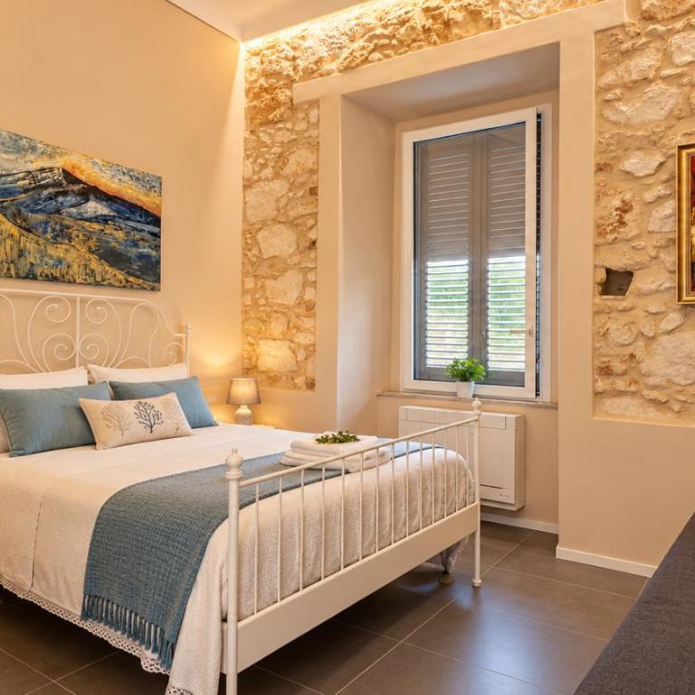 Black & White Charme ORTIGIA & SIRACUSA - Deluxe Apartment mit 1 Schlafzimmer - 9