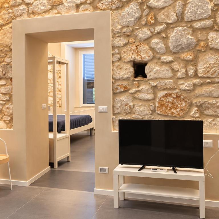 Black & White Charme ORTIGIA & SIRACUSA - Deluxe Apartment mit 1 Schlafzimmer - 20