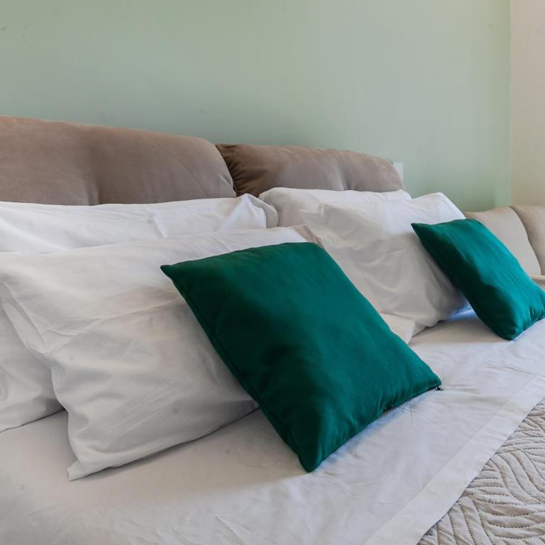 Petraz Central Station Milano - Appartamento Deluxe con 2 Camere da Letto e Balcone - 4