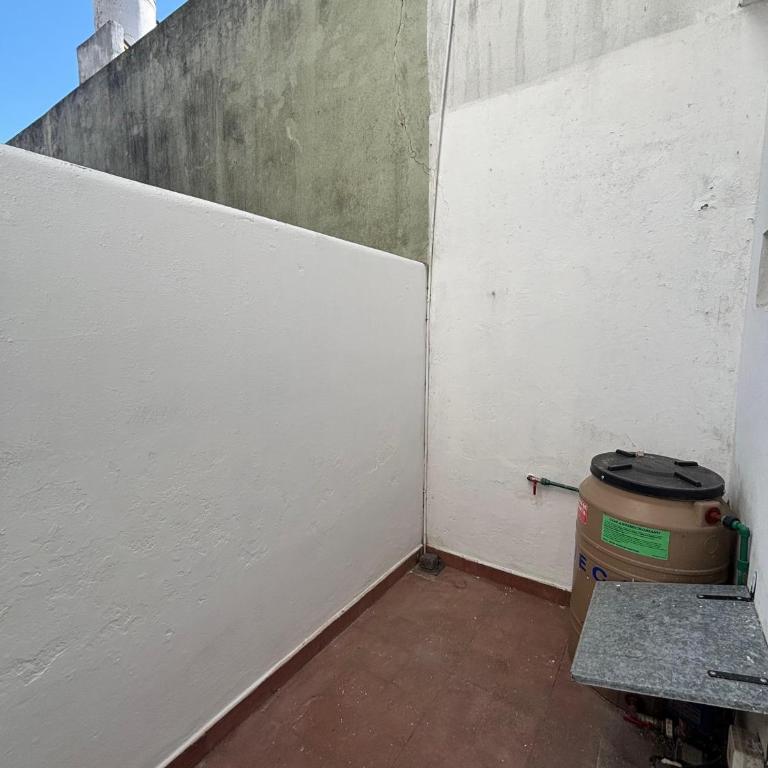 Monoambiente amoblado en La Plata - One-Bedroom Apartment - 5