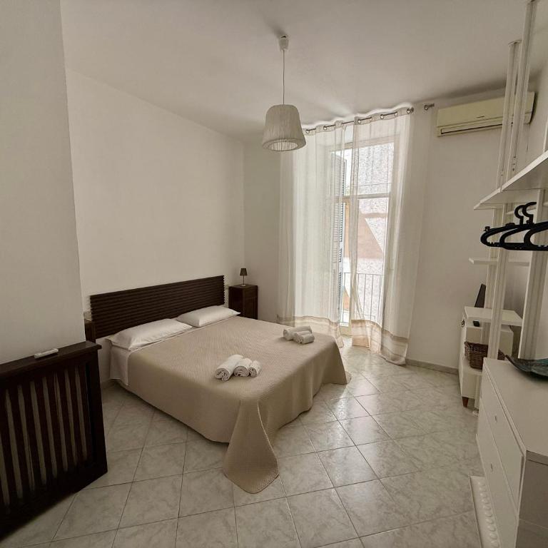 EmmeDiEmmeHome Napoli Centro - Appartamento con 1 Camera da Letto - 3