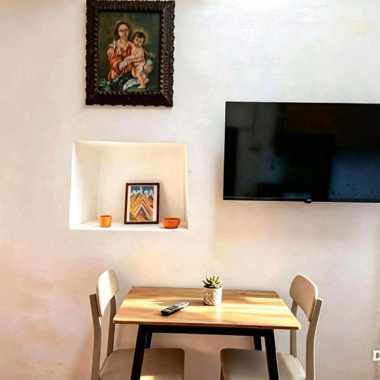 inti collection - One-Bedroom Apartment - 3