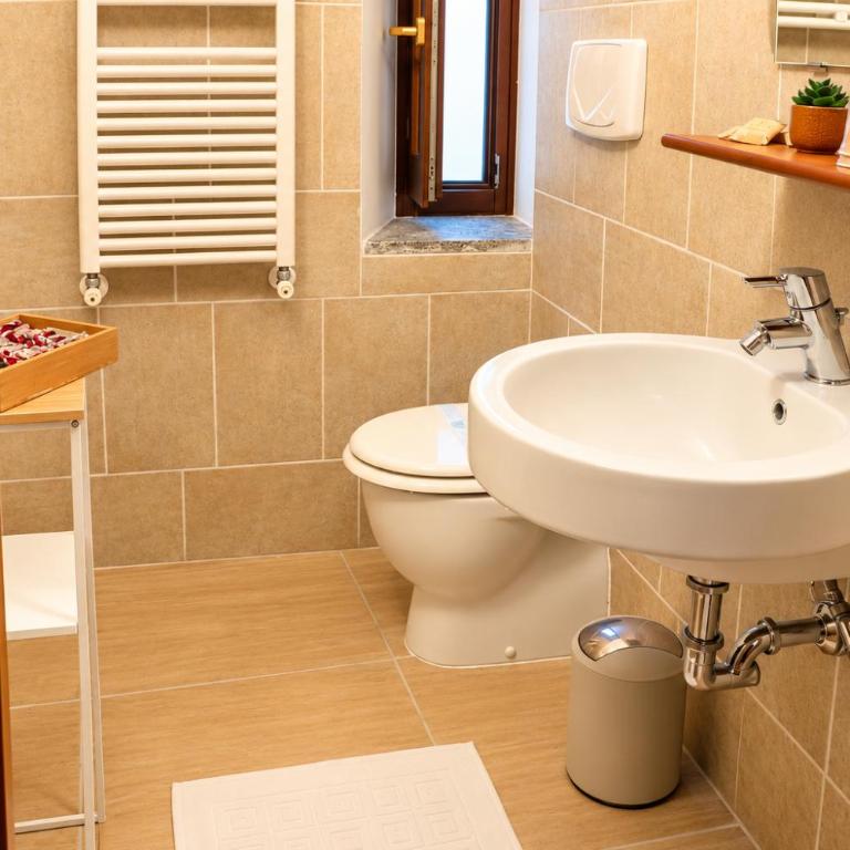 Secret House Viterbo - Appartamento con 1 Camera da Letto - 14