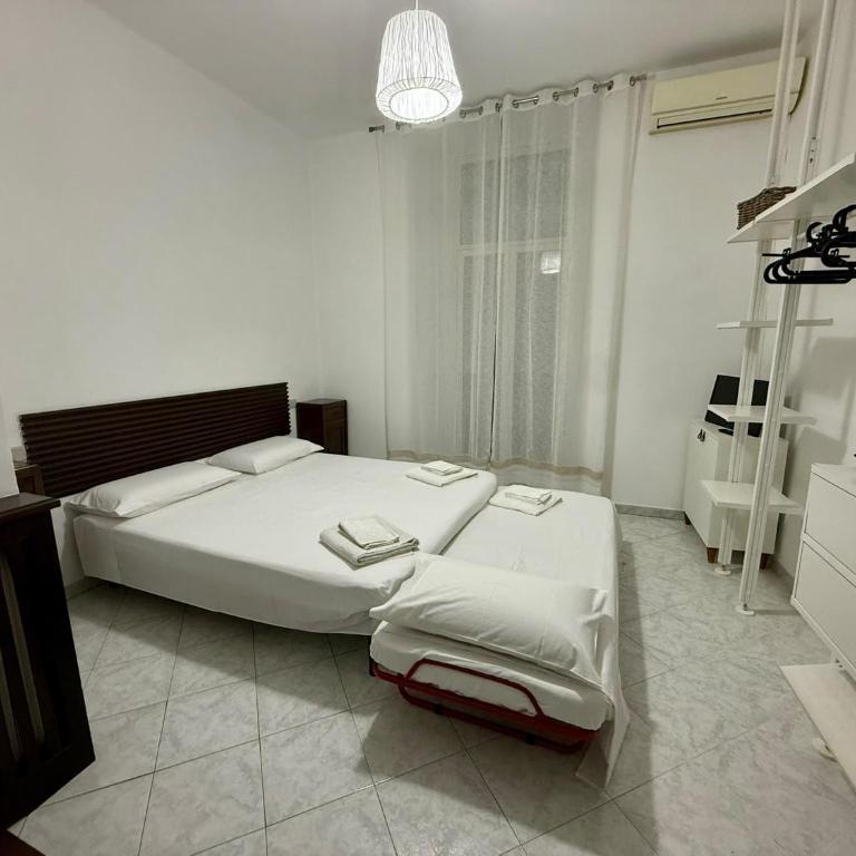 EmmeDiEmmeHome Napoli Centro - Appartamento con 1 Camera da Letto - 5