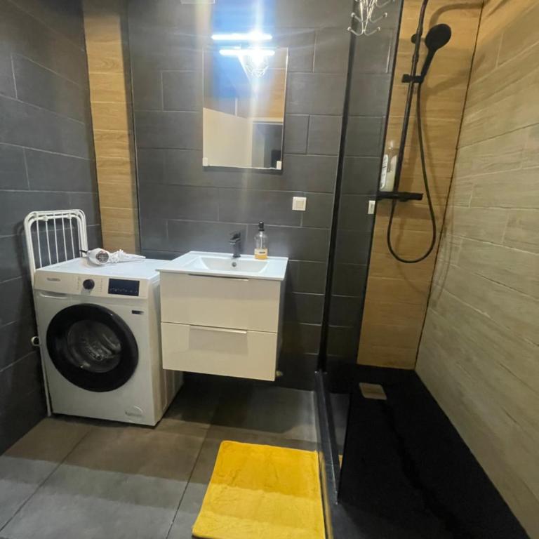 Appartement neuf et moderne face gare St Charles - Appartement 1 Chambre - 13