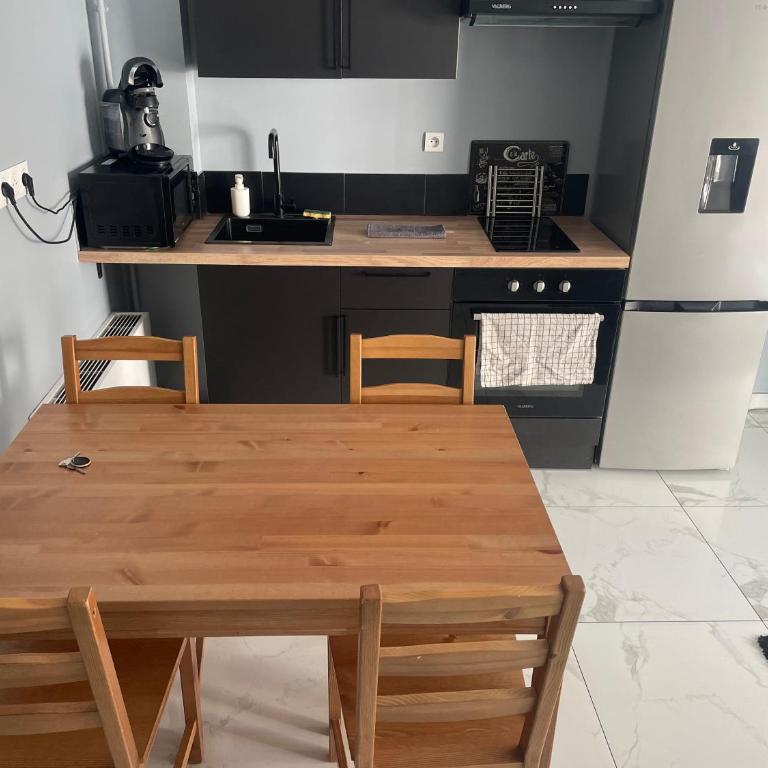 Logement rénové gare St Charles - Appartamento con 2 Camere da Letto - 7
