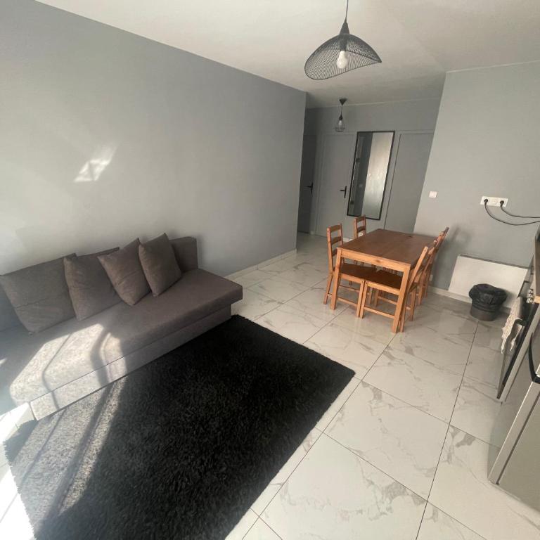Logement rénové gare St Charles - Appartamento con 2 Camere da Letto - 1