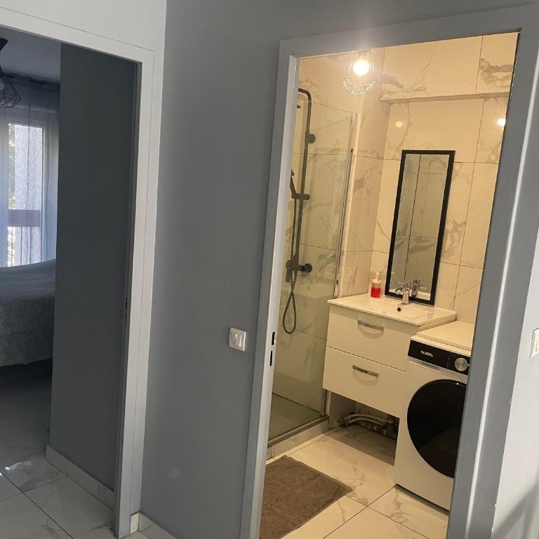 Logement rénové gare St Charles - Appartamento con 2 Camere da Letto - 14