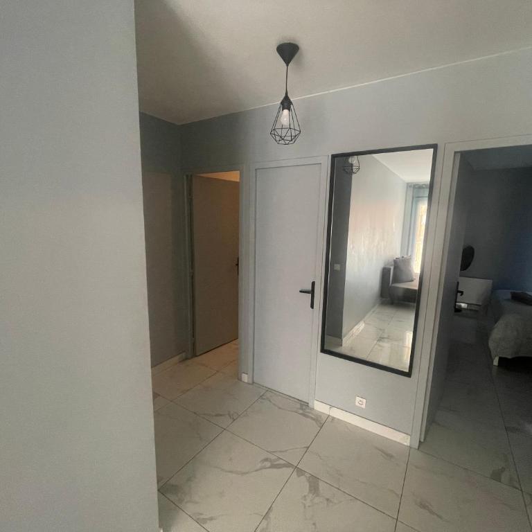 Logement rénové gare St Charles - Appartamento con 2 Camere da Letto - 13