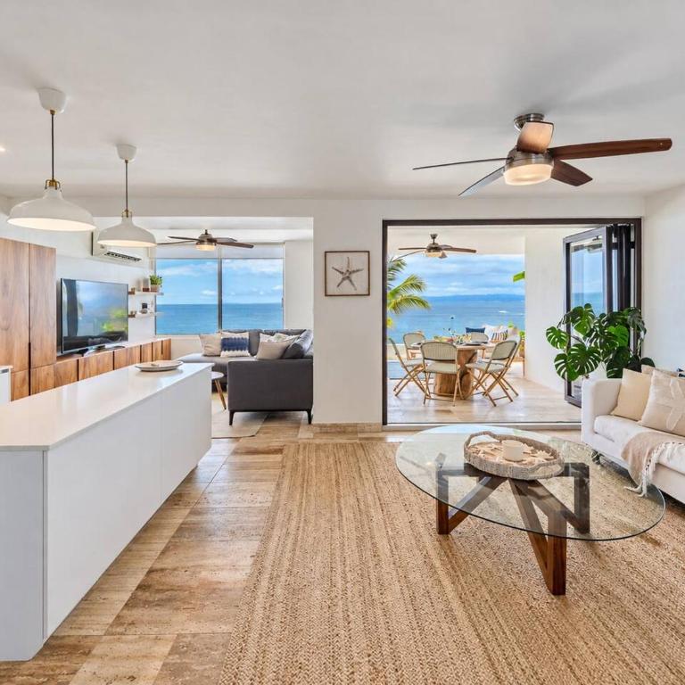 Lovely 3-bedroom beach front serviced apartment - Apartamento - 3