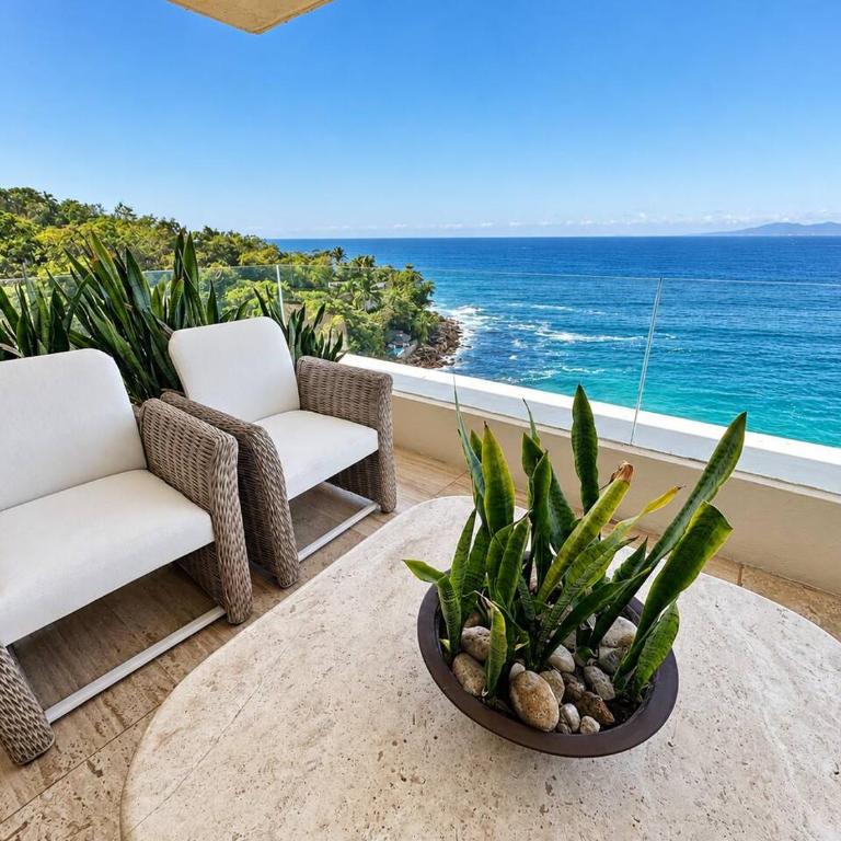 Beachfront Oasis with a View - Apartment - 1