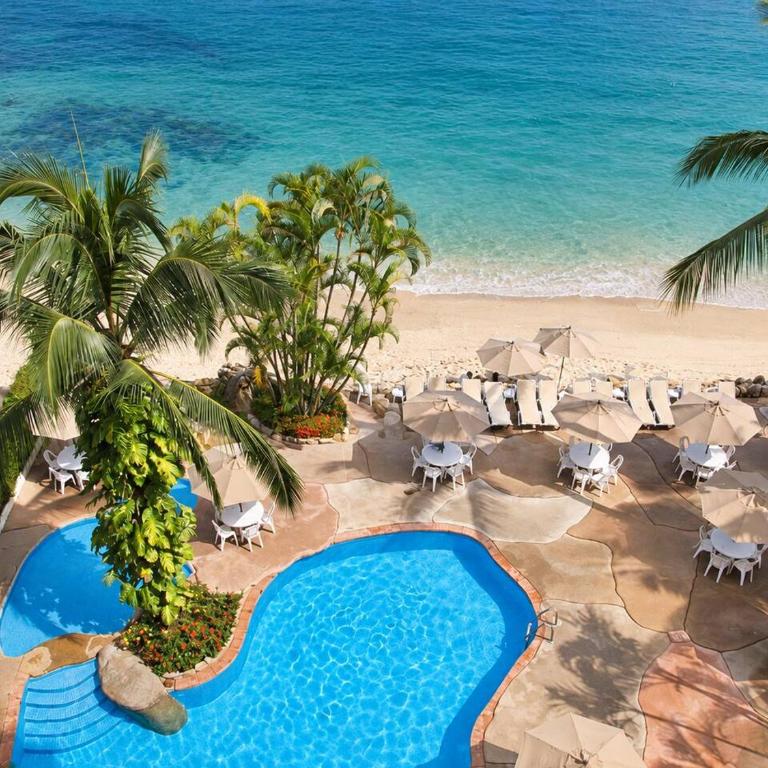 Beachfront Oasis with a View - Apartment - 44