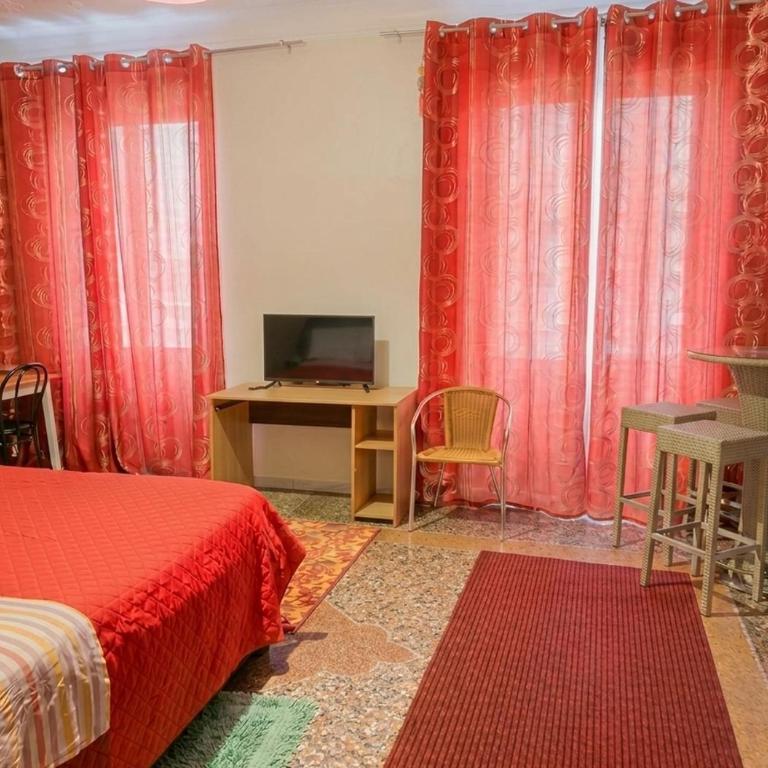 Sole Rosso - Vicino Acquario & Traghetti - Chambre Double ou Lits Jumeaux avec Salle de Bains Privative - 1