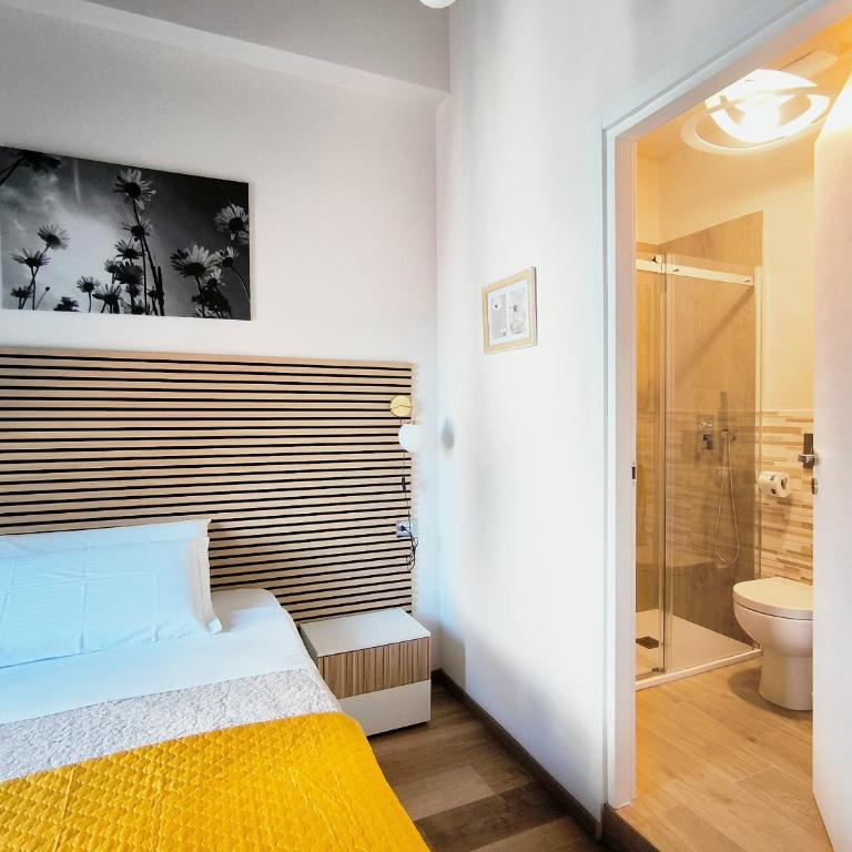 Bed and Chic art rooms - Camera Singola Piccola - 2