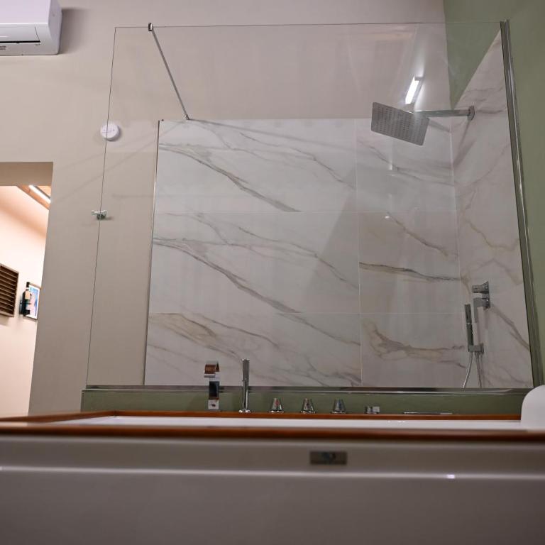 Il Podere Orto - Zimmer mit Kingsize-Bett und Whirlpool - 17