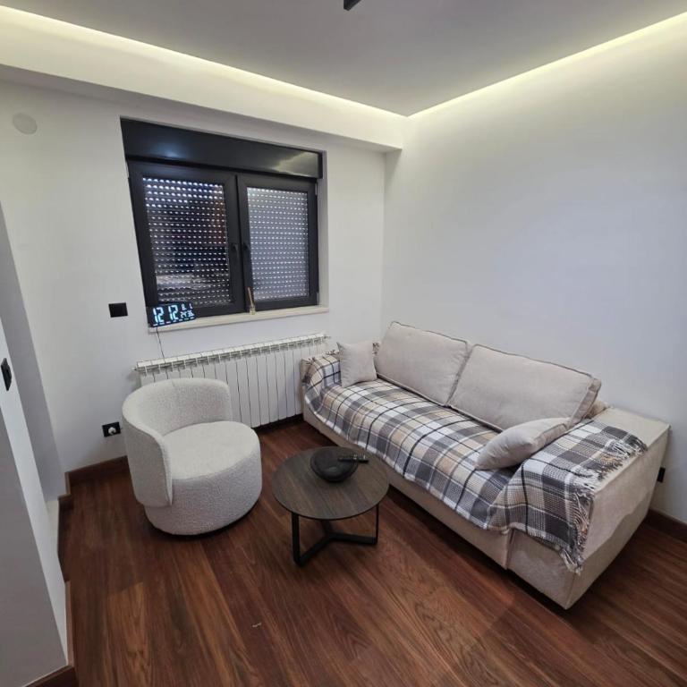 The Center Stage Zabljak - Apartman sa 1 Spavaćom Sobom - 6
