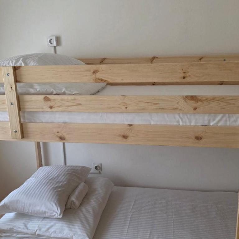 Hostel Province - Krevet u 6-krevetnoj Mešanoj Spavaonici - 3