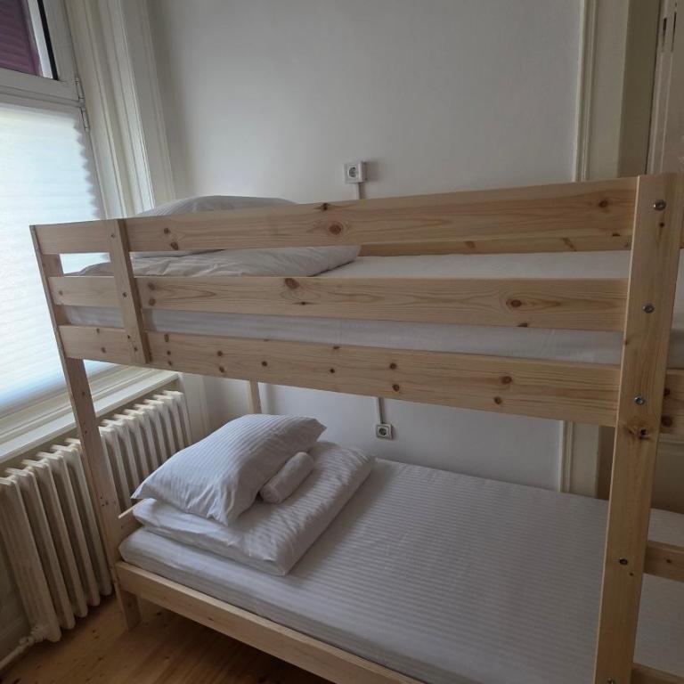 Hostel Province - Krevet u 6-krevetnoj Mešanoj Spavaonici - 8