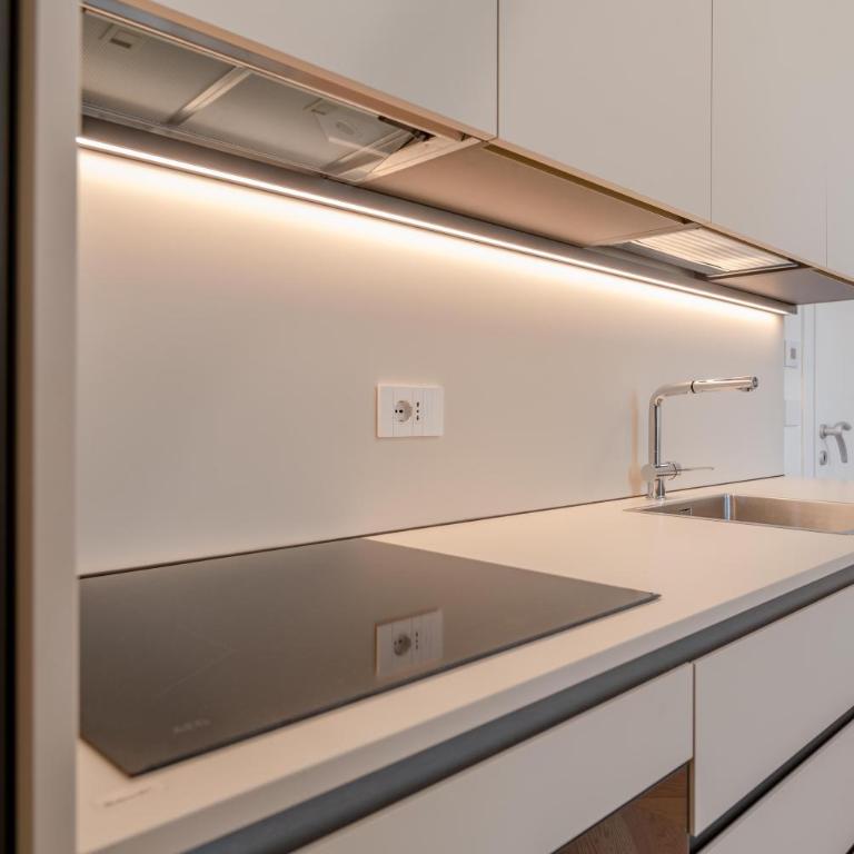 Benny Suite by Happyhostorino - Studio-Apartment - 14