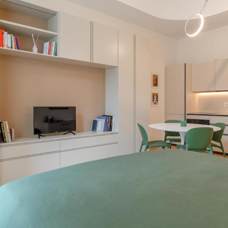 Benny Suite by Happyhostorino - Studio-Apartment - 23