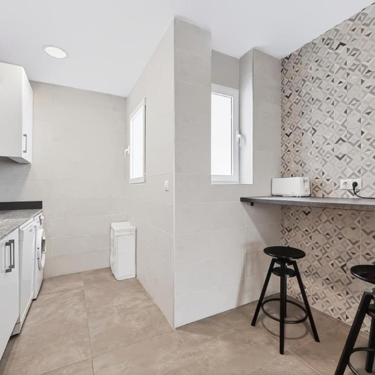 Bright & Modern Coastal Escape - Vera Playa - Apartamento - 11