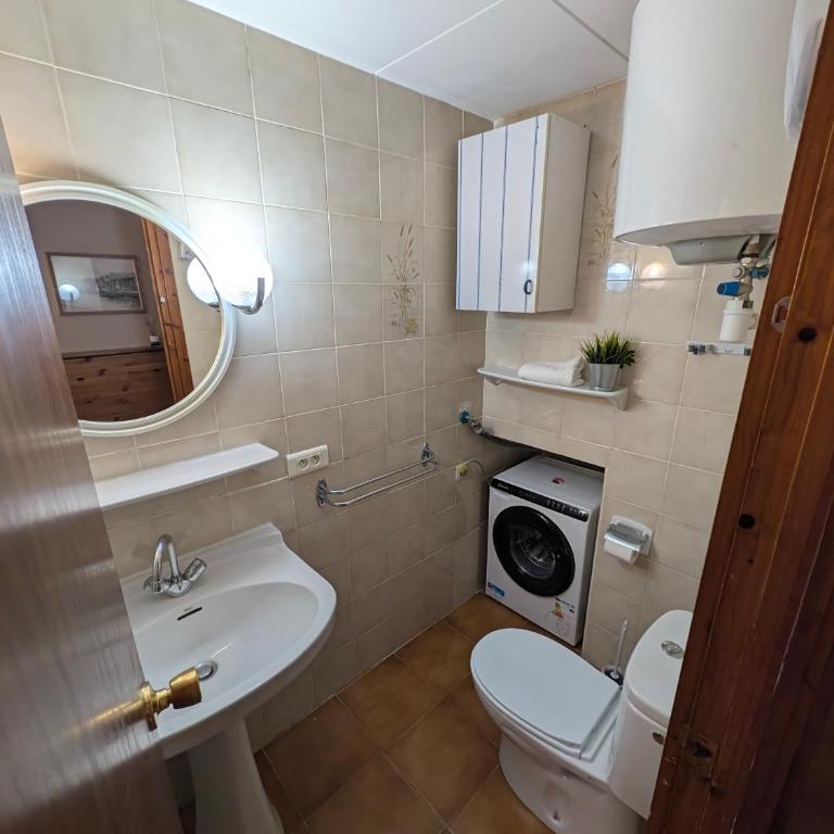 Canal Vista Empuriabrava - Two-Bedroom Apartment - 6