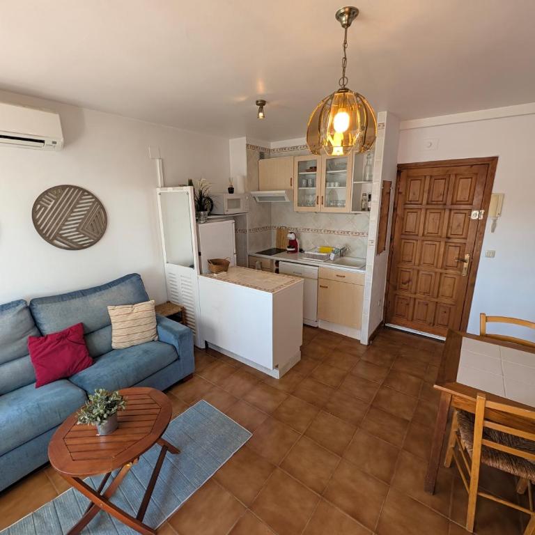 Canal Vista Empuriabrava - Two-Bedroom Apartment - 7