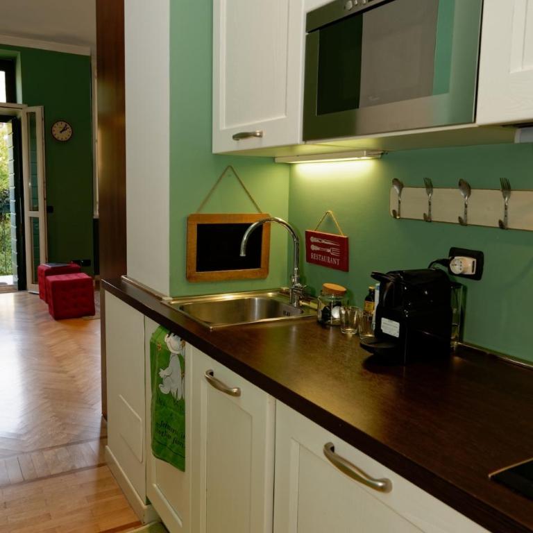 Designer two-room apartment surrounded by garden - Appartamento con 1 Camera da Letto - 20