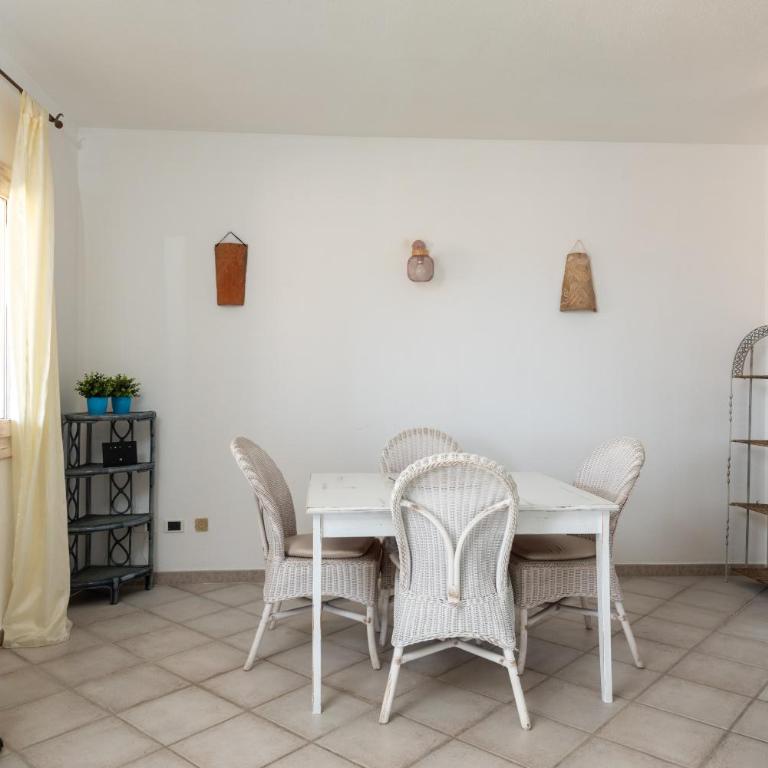 S'Abba e sa Pedra - Seaview with Garden - Appartamento con 2 Camere da Letto e Vista Mare - 17