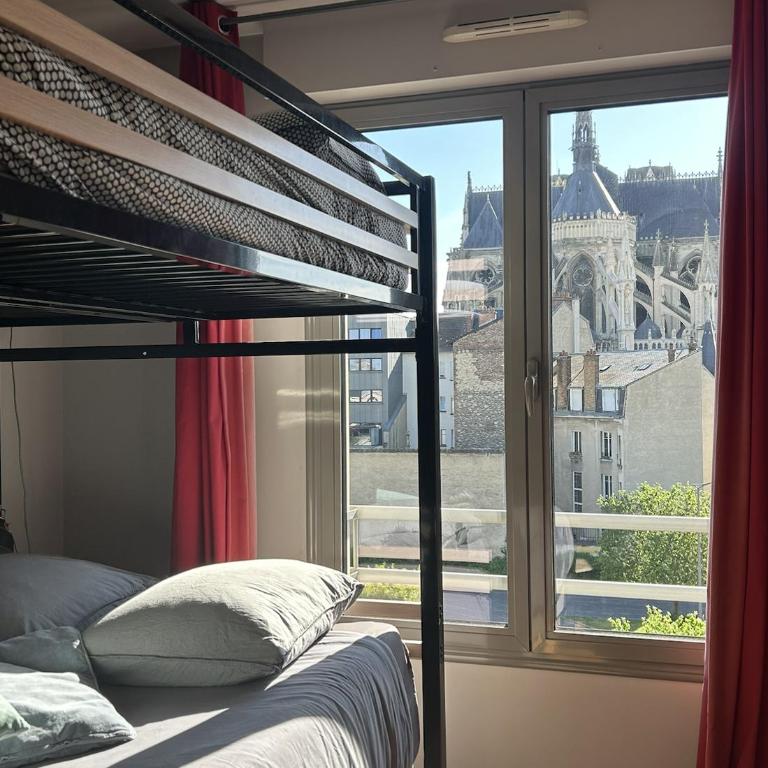 Au cœur de Reims - vue cathédrale ! - Appartement 2 Chambres Deluxe - 14