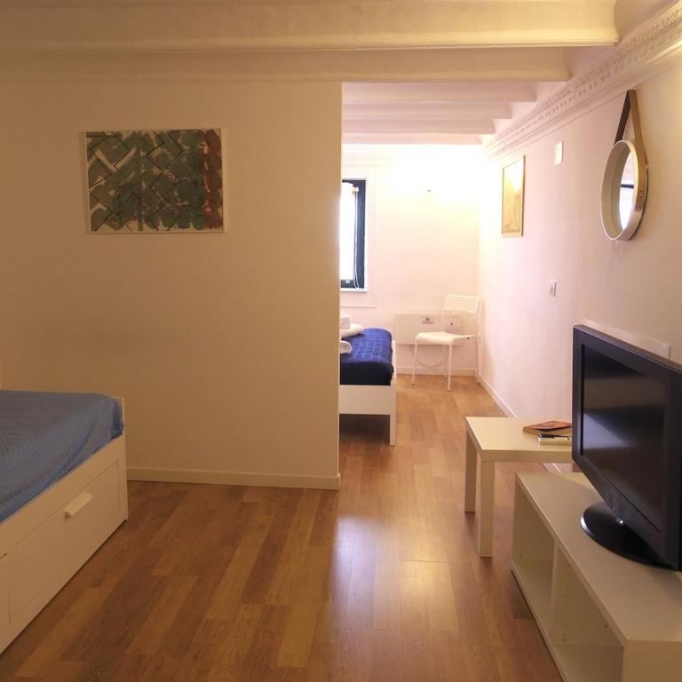 Maletto 1 Room apartement - One-Bedroom Apartment - 17