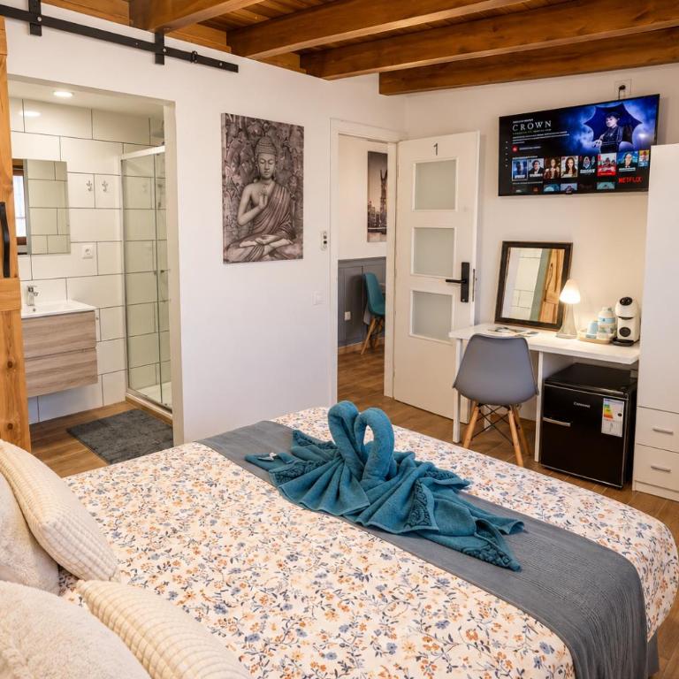 Suite con Baño privado céntrica ,Terraza ,Check Automátic - Habitación Doble con baño privado - 2 camas - 1