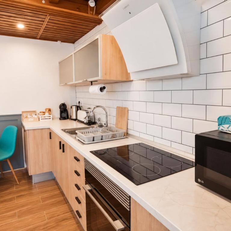 Suite con Baño privado céntrica ,Terraza ,Check Automátic - Habitación Doble con baño privado - 2 camas - 12