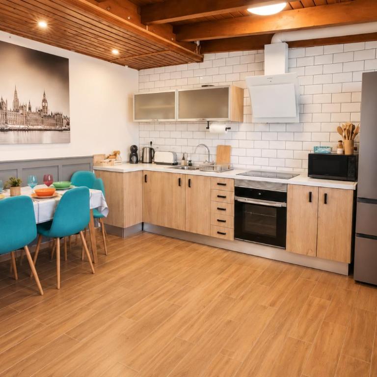 Suite con Baño privado céntrica ,Terraza ,Check Automátic - Habitación Doble con baño privado - 2 camas - 14