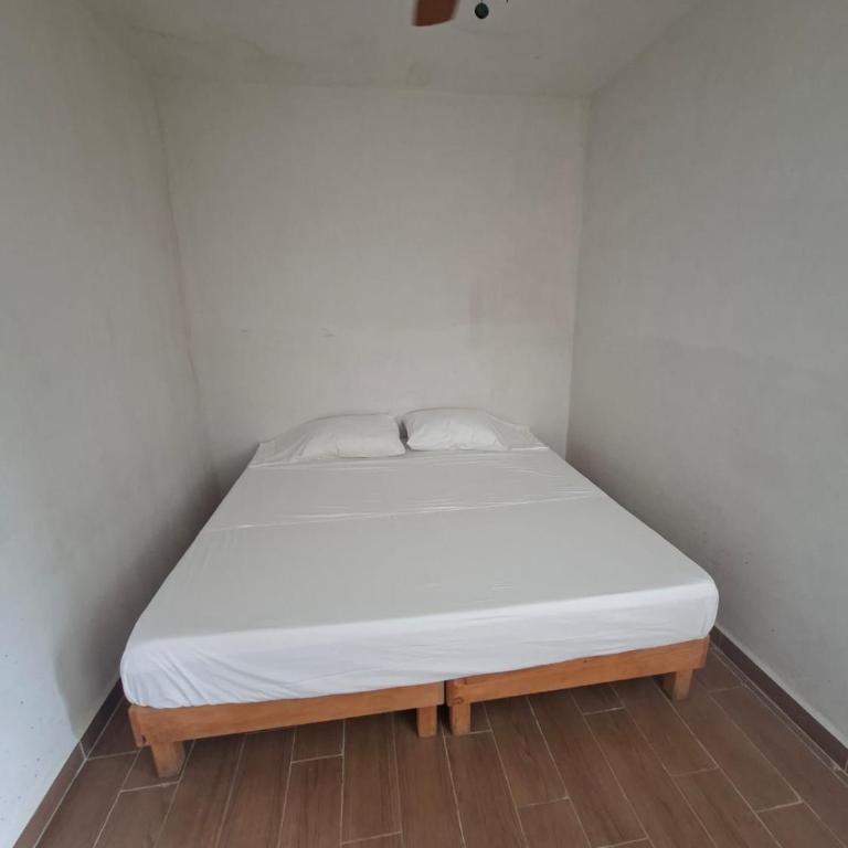 Ozeli Hostel - Deluxe King Room - 3