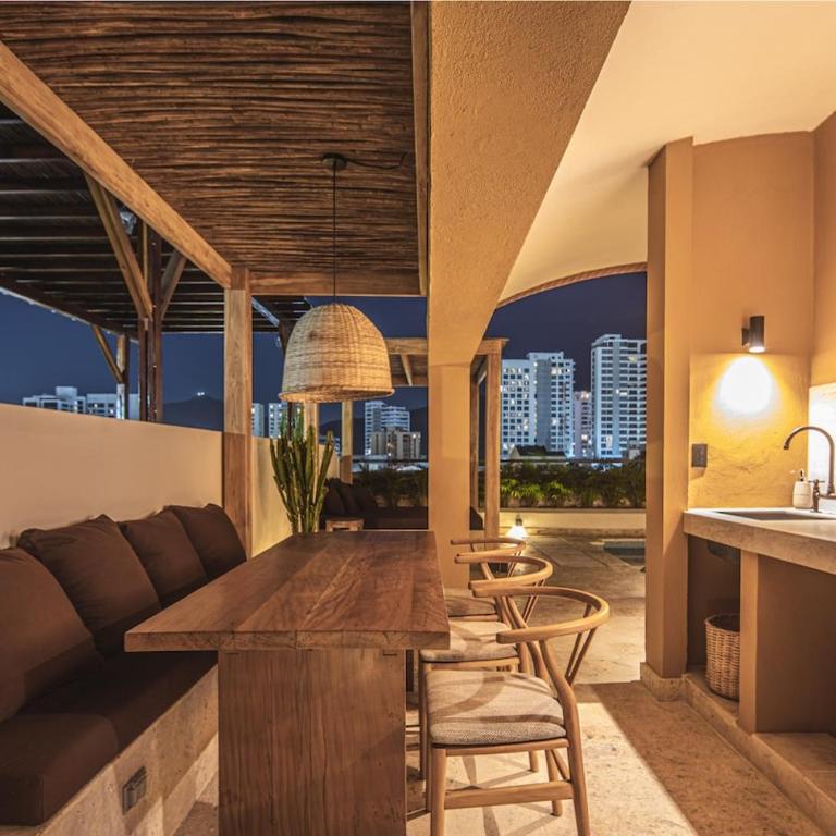 Upscale penthouse apartment Soul of the City - Two-Bedroom Apartment - 1