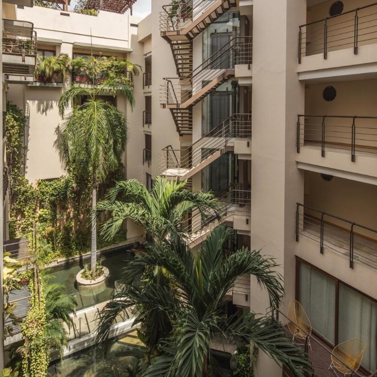 Upscale penthouse apartment Soul of the City - Two-Bedroom Apartment - 4