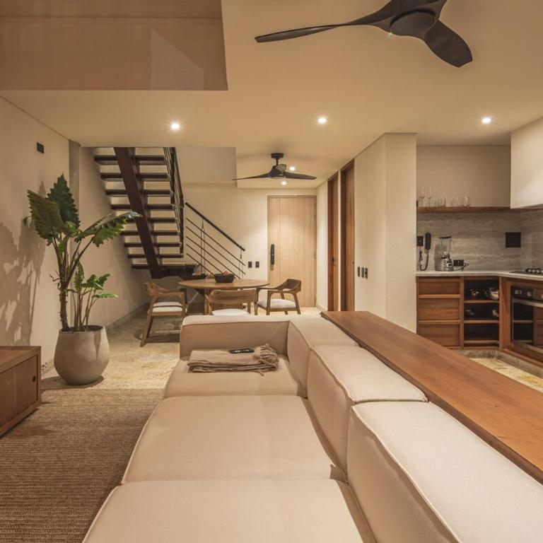 Upscale penthouse apartment Soul of the City - Two-Bedroom Apartment - 33