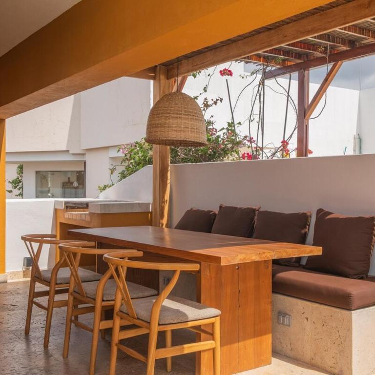 Upscale penthouse apartment Soul of the City - Two-Bedroom Apartment - 47