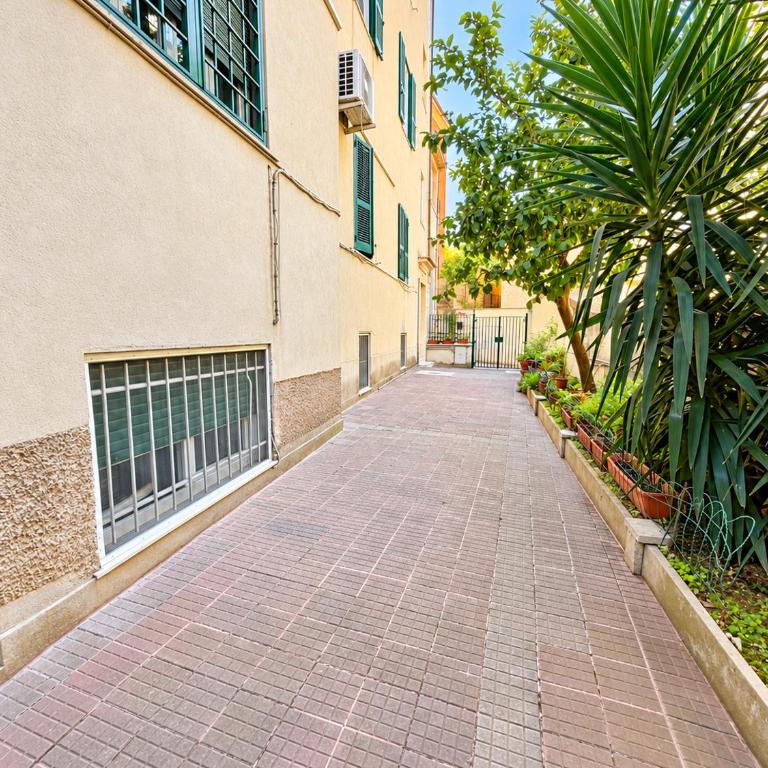 Vatican Walls Apartment Near Metro - Appartamento con 1 Camera da Letto - 12