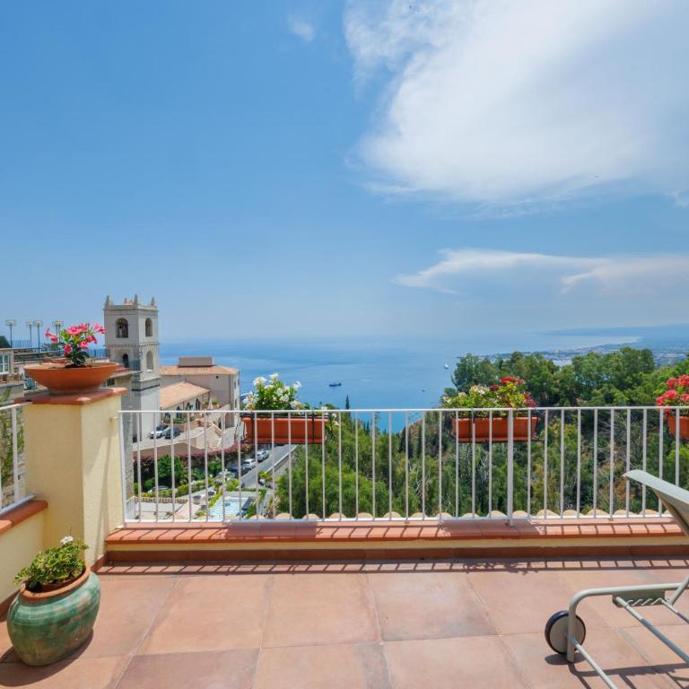 Taormina Duomo Casa Awaya Terrace View - Villa - 2