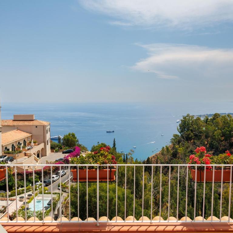 Taormina Duomo Casa Awaya Terrace View - Villa - 1