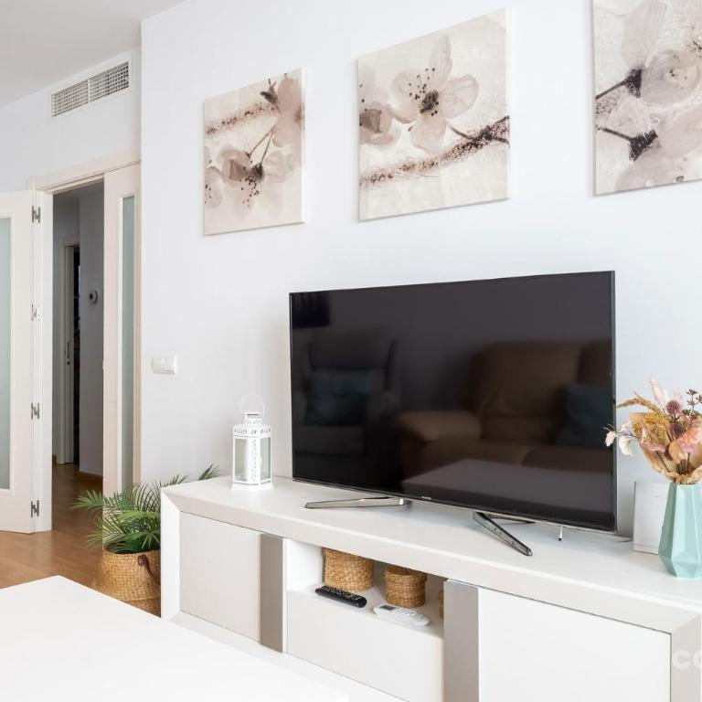 Barbate Promenade Apartment · Restaurants & Marina - Apartamento - 5