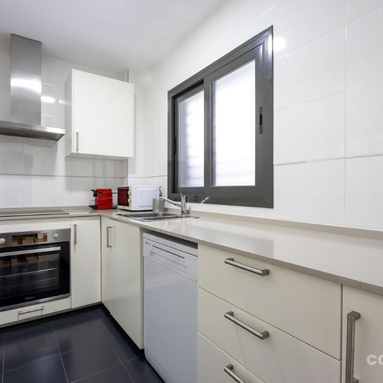 Barbate Promenade Apartment · Restaurants & Marina - Apartamento - 15