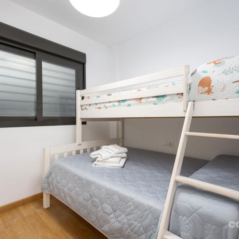 Barbate Promenade Apartment · Restaurants & Marina - Apartamento - 21