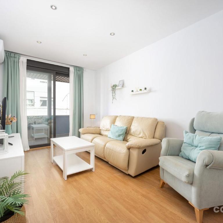 Barbate Promenade Apartment · Restaurants & Marina - Apartamento - 1