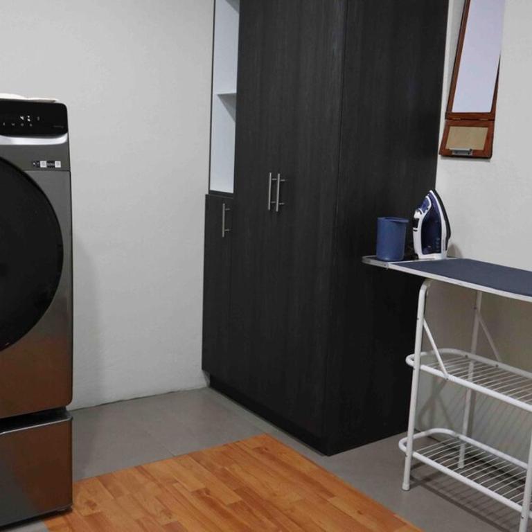 De Lux - Four-Bedroom House - 61