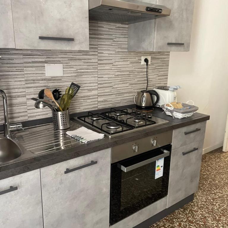 Emozione Roma San Giovanni - Appartamento con 2 Camere da Letto - 13