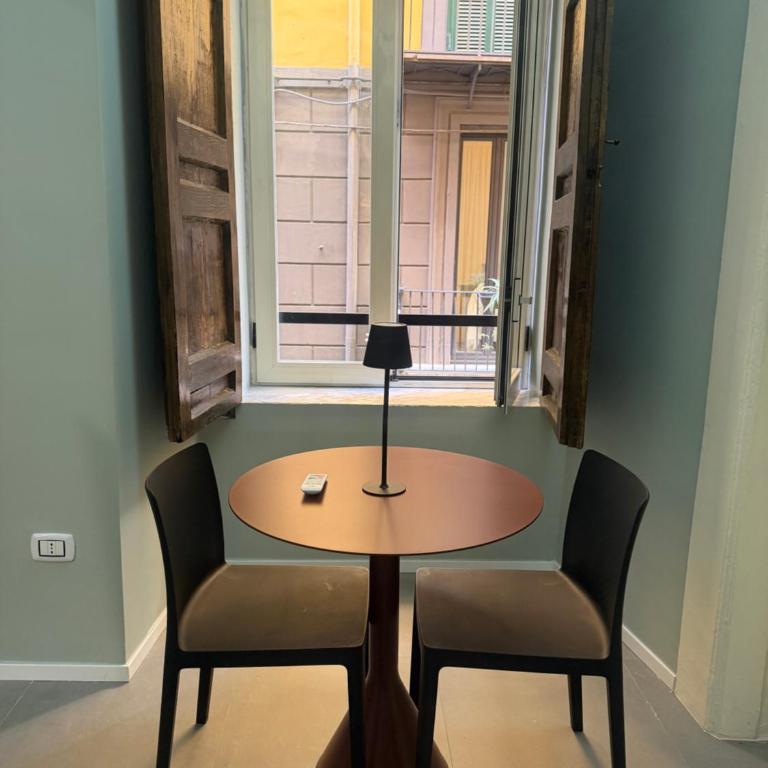 Appartamento centro storico Napoli - Red String Home - Casa con 2 Camere da Letto - 8
